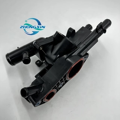 El objetivo del reemplazo/reparación es el ensamblaje de la carcasa del termostato de refrigerante 25600-2G510 256002G510