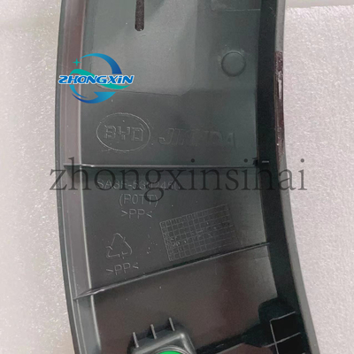 Reemplazar el montaje de adornos del guardabarros izquierdo de la puerta trasera SA3F-5302450 para Song Plus DM Auto Body Parts